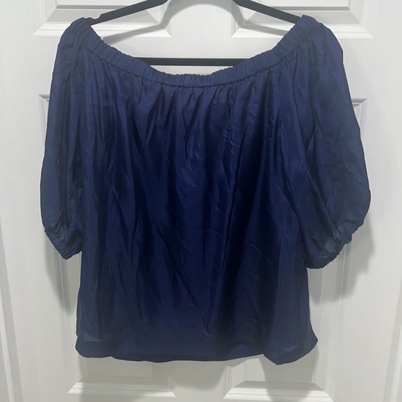 Trina Turk navy blue silk short sleeve blouse Small S - Picture 7 of 7